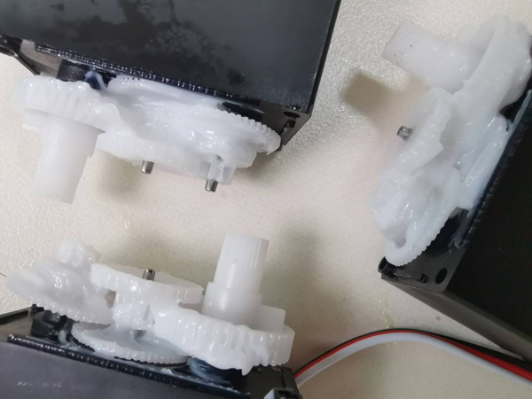 齒輪潤滑脂在齒輪部件上起到哪些作用？